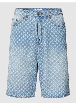 Szorty jeansowe w odcieniu light denim z dziurami ze sklepu Peek&Cloppenburg  w kategorii Spodenki męskie - zdjęcie 168111317