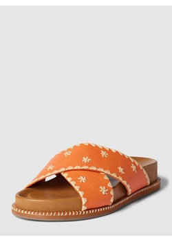Sandały ze skrzyżowanymi paskami ze sklepu Peek&Cloppenburg  w kategorii Klapki damskie - zdjęcie 168115285