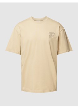 T-shirt o kroju oversized model ‘BROVO’ ze sklepu Peek&Cloppenburg  w kategorii T-shirty męskie - zdjęcie 168117639