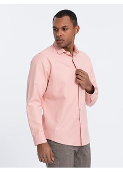 Męska koszula z kieszenią REGULAR FIT - różowa V5 OM-SHCS-0148 ze sklepu ombre w kategorii Koszule męskie - zdjęcie 168127246
