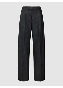 Spodnie materiałowe z delikatnie fakturowanym wzorem ze sklepu Peek&Cloppenburg  w kategorii Spodnie damskie - zdjęcie 168149935