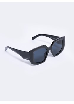 Okulary przeciwsłoneczne damskie czarne Aroni 906 ze sklepu Big Star w kategorii Okulary przeciwsłoneczne damskie - zdjęcie 168170768
