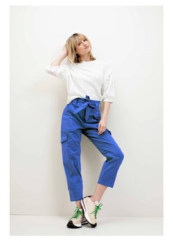 Josephine &amp; Co Spodnie w kolorze niebieskim ze sklepu Limango Polska w kategorii Spodnie damskie - zdjęcie 168179599