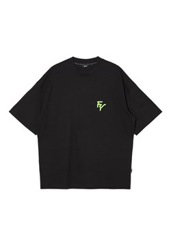 Cropp - Czarna koszulka z małym nadrukiem - czarny ze sklepu Cropp w kategorii T-shirty męskie - zdjęcie 168186099