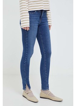 Levi&apos;s jeansy 720 SUPER SKINNY damskie kolor granatowy ze sklepu ANSWEAR.com w kategorii Jeansy damskie - zdjęcie 168210026