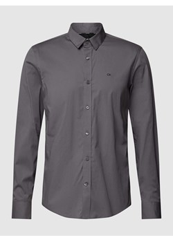 Koszula biznesowa o kroju slim fit z kołnierzykiem typu kent model ‘POPLIN’ ze sklepu Peek&Cloppenburg  w kategorii Koszule męskie - zdjęcie 168223439