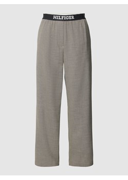 Spodnie materiałowe z elastycznym pasem z logo ze sklepu Peek&Cloppenburg  w kategorii Spodnie damskie - zdjęcie 168223555