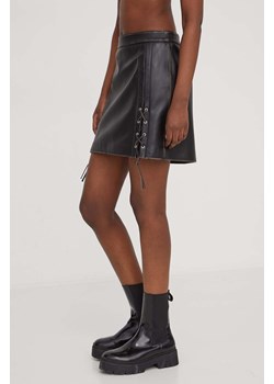 HUGO spódnica skórzana kolor czarny mini prosta ze sklepu ANSWEAR.com w kategorii Spódnice - zdjęcie 168250698