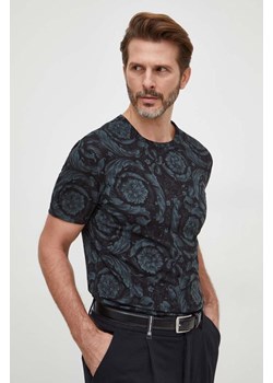 Versace t-shirt męski kolor czarny wzorzysty 1000959 1A00515 ze sklepu PRM w kategorii T-shirty męskie - zdjęcie 168253035