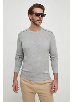 Pepe Jeans sweter bawełniany kolor szary lekki ze sklepu ANSWEAR.com w kategorii Swetry męskie - zdjęcie 168256416