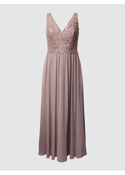 Sukienka wieczorowa PLUS SIZE z kwiatowym haftem ze sklepu Peek&Cloppenburg  w kategorii Sukienki - zdjęcie 168280127