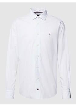 Koszula biznesowa o kroju regular fit ze wzorem na całej powierzchni ze sklepu Peek&Cloppenburg  w kategorii Koszule męskie - zdjęcie 168292468