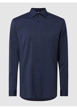 Koszula biznesowa o kroju slim fit z diagonalu — z regulacją wilgoci ze sklepu Peek&Cloppenburg  w kategorii Koszule męskie - zdjęcie 168307228