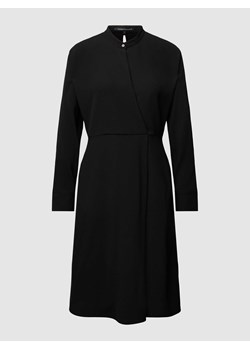 Sukienka o długości do kolan z okrągłym dekoltem ze sklepu Peek&Cloppenburg  w kategorii Sukienki - zdjęcie 168307788