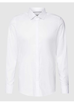 Koszula biznesowa o kroju slim fit z kołnierzykiem typu kent model ‘New York’ ze sklepu Peek&Cloppenburg  w kategorii Koszule męskie - zdjęcie 168308585