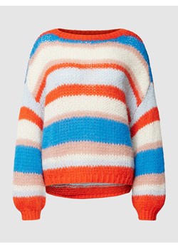 Sweter z dzianiny ze wzorem w blokowe pasy model ‘LANEY’ ze sklepu Peek&Cloppenburg  w kategorii Swetry damskie - zdjęcie 168310468