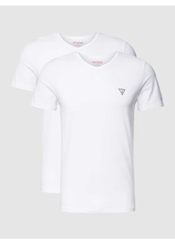 T-shirt z dekoltem w serek w zestawie 2 szt. model ‘CALEB HERO’ ze sklepu Peek&Cloppenburg  w kategorii Podkoszulki męskie - zdjęcie 168310887