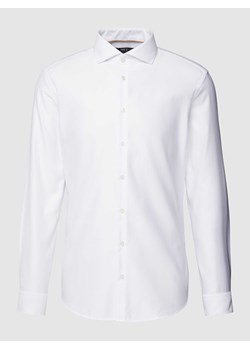 Koszula biznesowa z drobnym wzorem i kołnierzykiem typu kent ze sklepu Peek&Cloppenburg  w kategorii Koszule męskie - zdjęcie 168315329