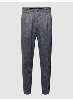 Spodnie do garnituru z zakładkami w pasie model ‘Chasy’ ze sklepu Peek&Cloppenburg  w kategorii Spodnie męskie - zdjęcie 168316098