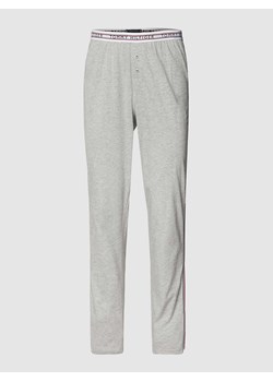 Spodnie od piżamy z lampasami ze sklepu Peek&Cloppenburg  w kategorii Piżamy męskie - zdjęcie 168316488