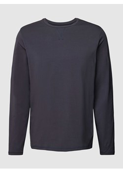 Bluzka z długim rękawem i okrągłym dekoltem model ‘EVERYDAY ESSENTIALS’ ze sklepu Peek&Cloppenburg  w kategorii T-shirty męskie - zdjęcie 168319519