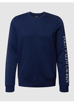 Bluzka z długim rękawem i wyhaftowanym logo model ‘LOOPBACK’ ze sklepu Peek&Cloppenburg  w kategorii Bluzy męskie - zdjęcie 168319955