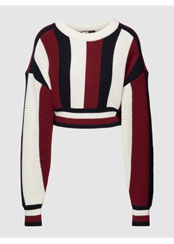 Sweter krótki z dzianiny ze wzorem w paski ze sklepu Peek&Cloppenburg  w kategorii Swetry damskie - zdjęcie 168320058