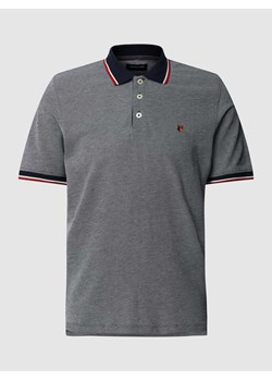 Koszulka polo z paskami w kontrastowym kolorze model ‘BLUWIN’ ze sklepu Peek&Cloppenburg  w kategorii T-shirty męskie - zdjęcie 168320775