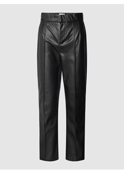 Spodnie z imitacji skóry ze sklepu Peek&Cloppenburg  w kategorii Spodnie damskie - zdjęcie 168320855
