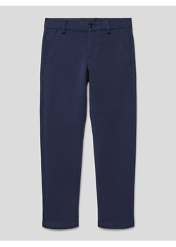 Spodnie w jednolitym kolorze z wpuszczanymi kieszeniami ze sklepu Peek&Cloppenburg  w kategorii Spodnie chłopięce - zdjęcie 168322456