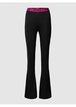Spodnie materiałowe z pasem z logo model ‘KAT’ ze sklepu Peek&Cloppenburg  w kategorii Spodnie damskie - zdjęcie 168323366