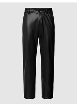 Spodnie z imitacji skóry z elastycznym pasem model ‘MARO' ze sklepu Peek&Cloppenburg  w kategorii Spodnie męskie - zdjęcie 168328228