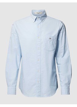 Koszula casualowa o kroju regular fit z kieszenią na piersi model ‘OXFORD’ ze sklepu Peek&Cloppenburg  w kategorii Koszule męskie - zdjęcie 168333086