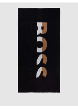 Chusta plażowa z nadrukiem z logo model ‘Beach Towel Bold’ ze sklepu Peek&Cloppenburg  w kategorii Ręczniki - zdjęcie 168335029