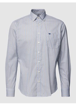 Koszula casualowa o kroju regular fit z kołnierzykiem typu button down ze sklepu Peek&Cloppenburg  w kategorii Koszule męskie - zdjęcie 168337589