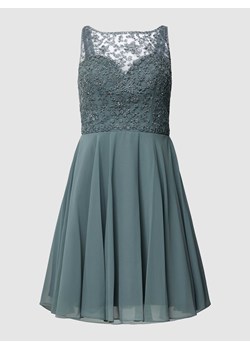 Sukienka koktajlowa o długości mini z kwiatową koronką ze sklepu Peek&Cloppenburg  w kategorii Sukienki - zdjęcie 168338138