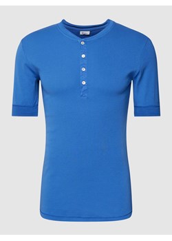 T-shirt z krótką listwą guzikową model ‘Karl’ ze sklepu Peek&Cloppenburg  w kategorii T-shirty męskie - zdjęcie 168340039