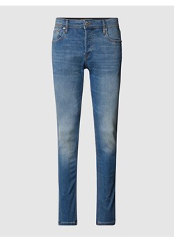Jeansy w dekatyzowanym stylu o kroju slim fit z niskim stanem ze sklepu Peek&Cloppenburg  w kategorii Jeansy męskie - zdjęcie 168341707