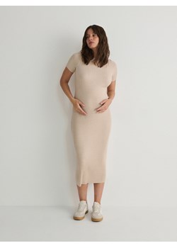 Reserved - Dzianinowa sukienka midi - beżowy ze sklepu Reserved w kategorii Sukienki - zdjęcie 168375065
