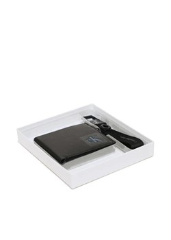 Calvin Klein Jeans Zestaw portfel i brelok B/Fold W/Coin+Carabiner Keyfob K50K510164 Czarny ze sklepu MODIVO w kategorii Breloki - zdjęcie 168395737