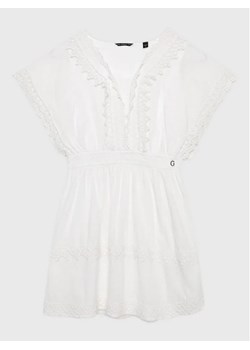 Guess Sukienka codzienna J3GK41 WFDN0 Biały Regular Fit ze sklepu MODIVO w kategorii Sukienki dziewczęce - zdjęcie 168401886