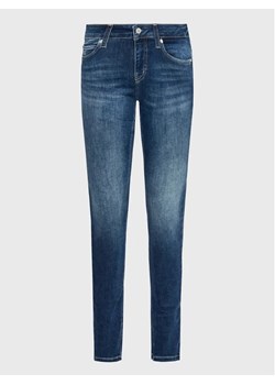 Calvin Klein Jeans Jeansy J20J214098 Granatowy Skinny Fit ze sklepu MODIVO w kategorii Jeansy damskie - zdjęcie 168405837