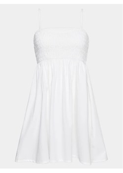 Gina Tricot Sukienka letnia 19918 Biały Regular Fit ze sklepu MODIVO w kategorii Sukienki - zdjęcie 168410769
