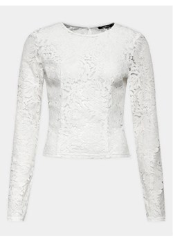 Gina Tricot Bluzka Lace top 20618 Biały Regular Fit ze sklepu MODIVO w kategorii Bluzki damskie - zdjęcie 168412678