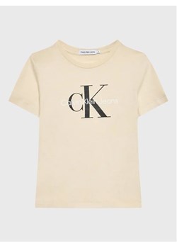 Calvin Klein Jeans T-Shirt Monogram Logo IU0IU00267 Écru Regular Fit ze sklepu MODIVO w kategorii T-shirty chłopięce - zdjęcie 168412999