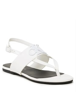 Calvin Klein Jeans Sandały Flat Sndal Toepost Hw YW0YW00953 Biały ze sklepu MODIVO w kategorii Sandały damskie - zdjęcie 168417075