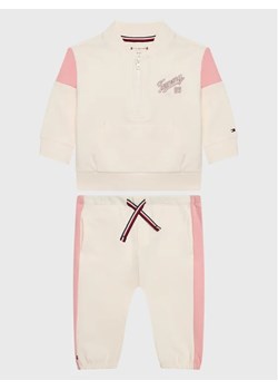 Tommy Hilfiger Dres Colorblock KN0KN01556 Biały Regular Fit ze sklepu MODIVO w kategorii Dresy dla niemowlaka - zdjęcie 168418006