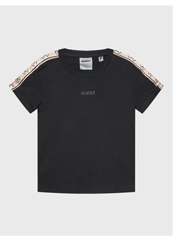 Guess T-Shirt J3RI47 I3Z14 Czarny Regular Fit ze sklepu MODIVO w kategorii T-shirty chłopięce - zdjęcie 168422885