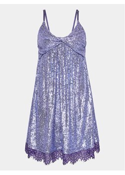 Please Sukienka koktajlowa A1OESE0000 Fioletowy Relaxed Fit ze sklepu MODIVO w kategorii Sukienki - zdjęcie 168426749