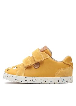 Geox Sneakersy B Kilwi Boy B35A7C08522C2003 S Żółty ze sklepu MODIVO w kategorii Buty sportowe dziecięce - zdjęcie 168429388